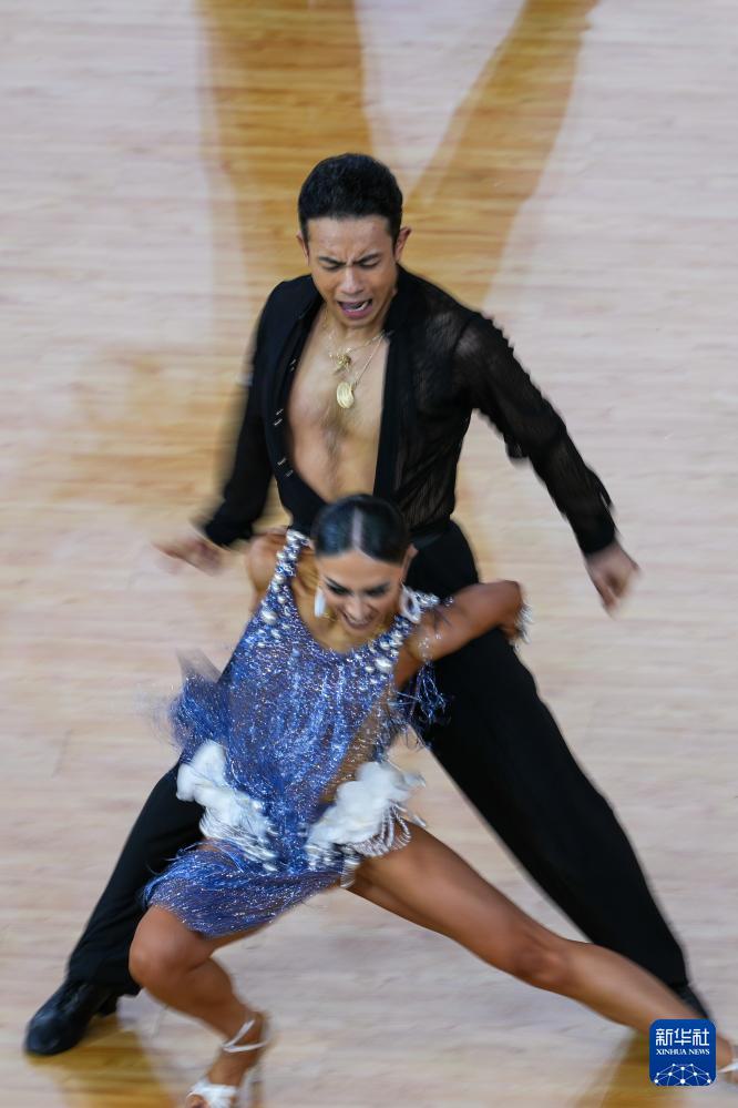 半决赛举行, src, 会男 半决赛举行, src, 会男