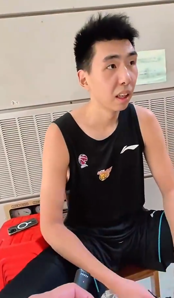 yE, 媒体人, Oh yE, 媒体人, Oh